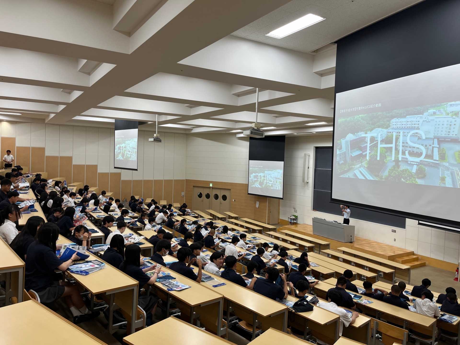 進学コース２年 キャンパス見学
