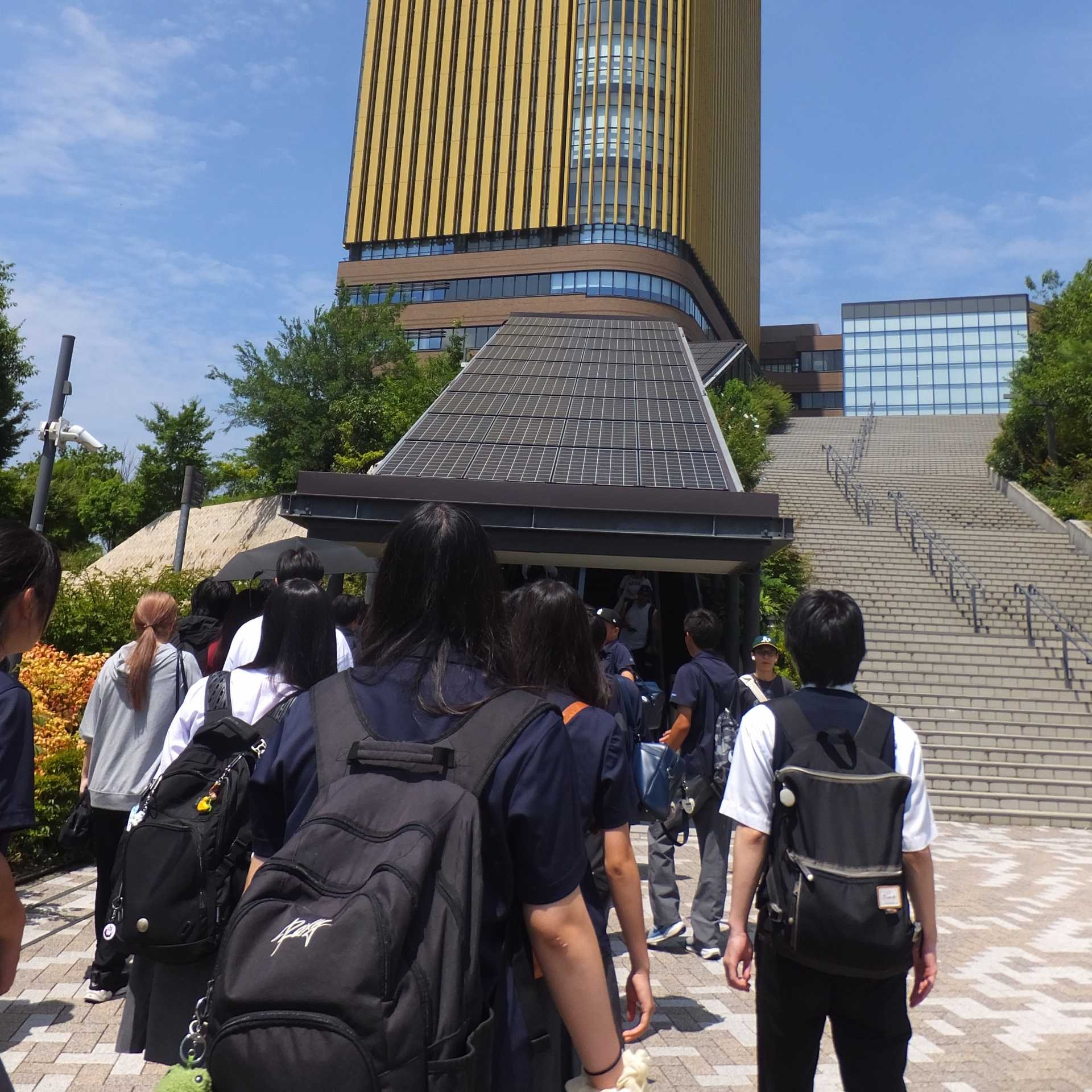進学コース１年　キャンパス見学　
