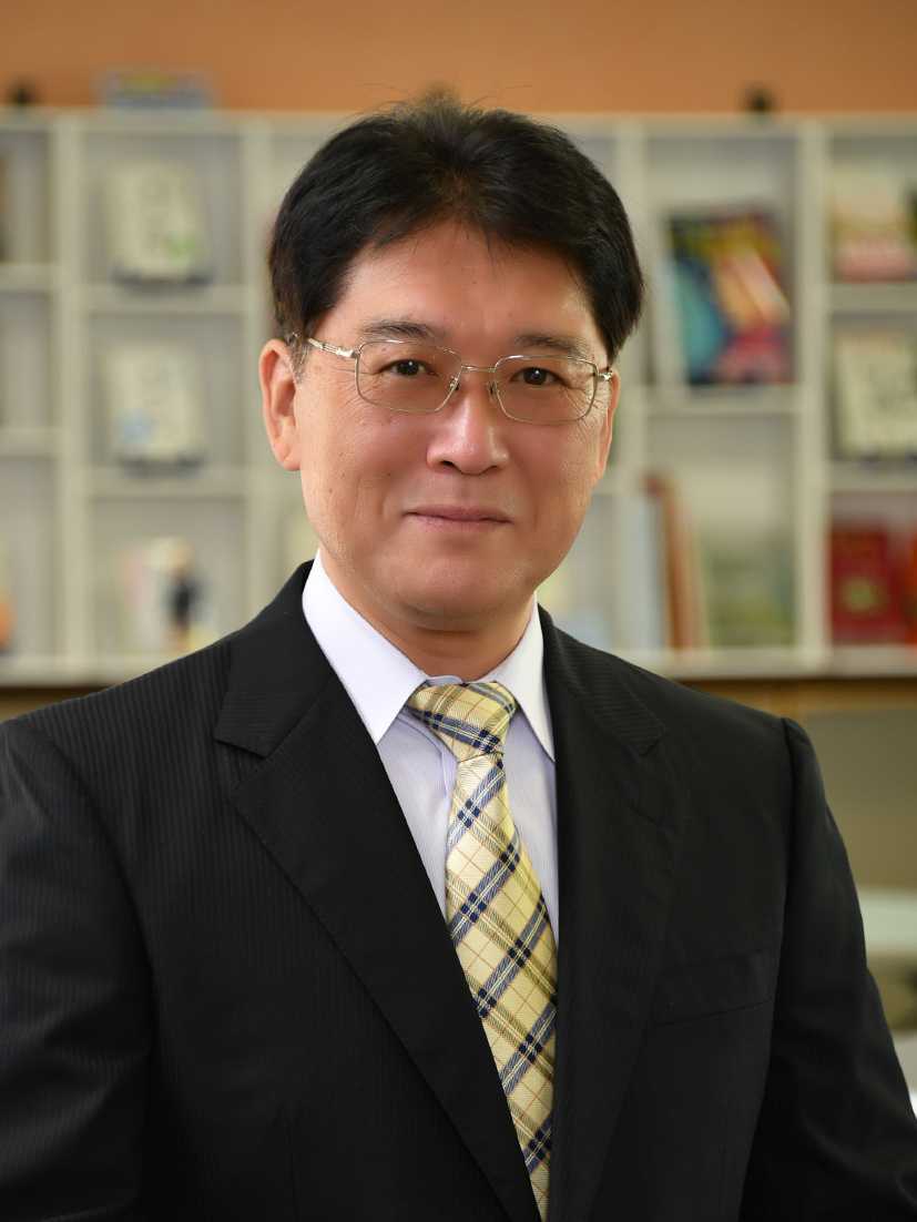 学校長　小澤 善彦